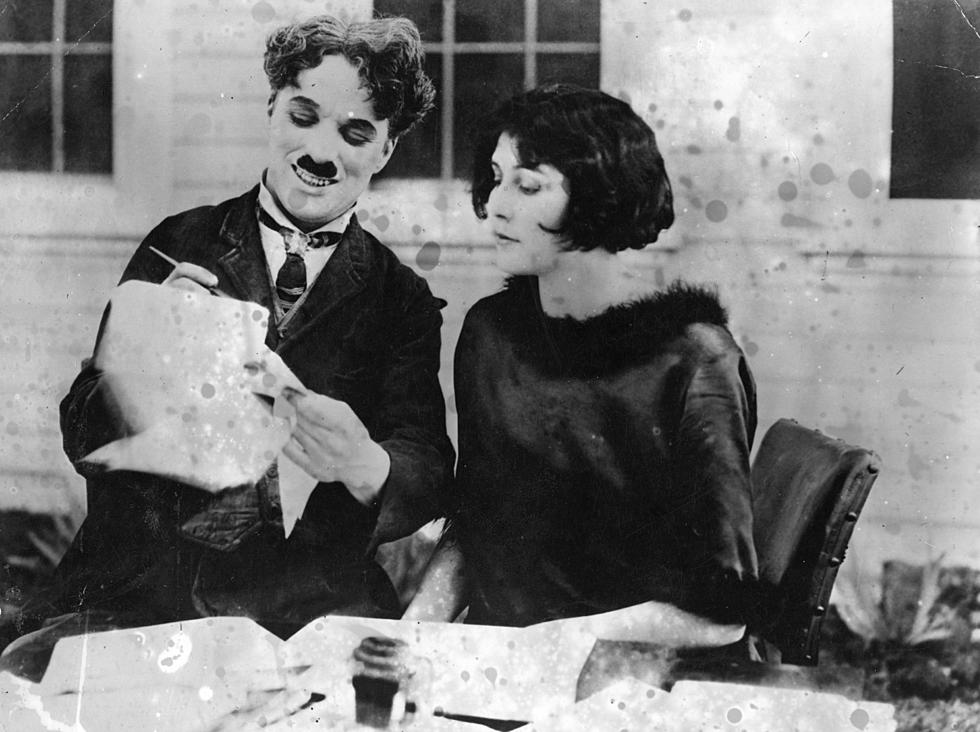 Charlie Chaplin Impersonator Entertains During McNeese Banner Series