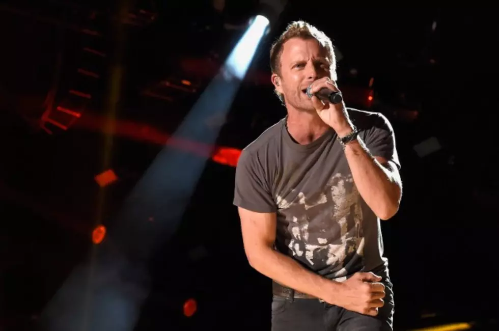 Dierks Bentley Gets Stranded And We Are Blessed With Pictures