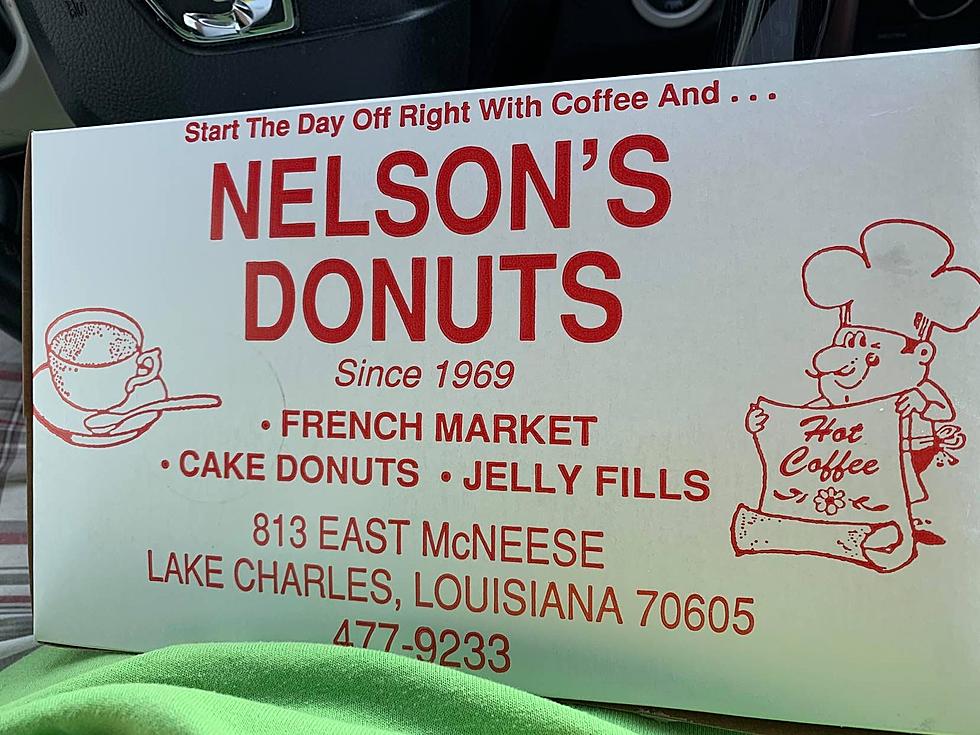 Nelson’s Donuts Is Officially Open: Buddy Russ Does a Food Review