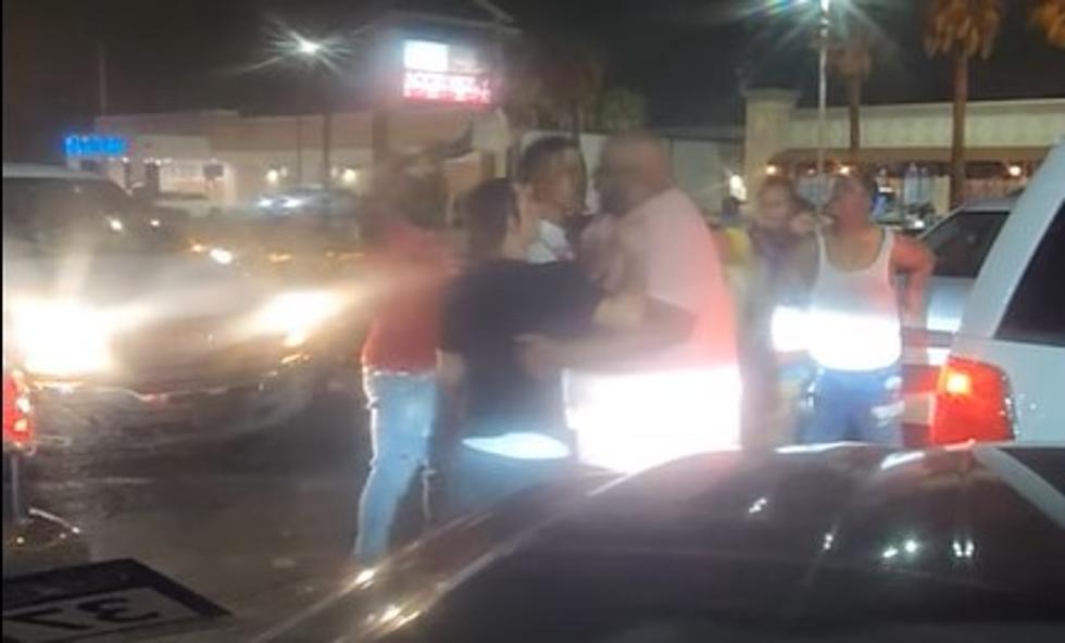 Watch Fight That Broke Out On The Mardi Gras Parade Route [VIDEO]