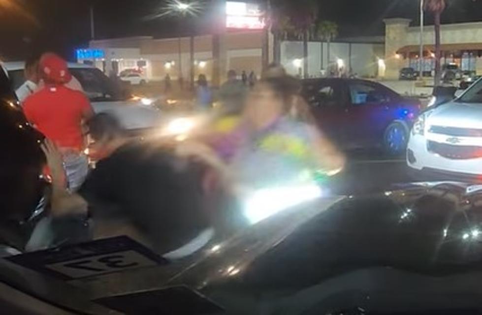 See The Fight That Broke Out On The Mardi Gras Parade Route In Lake Charles [VIDEO]