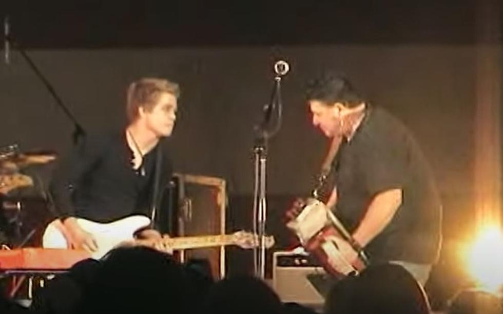 Wayne Toups &#038; Hunter Hayes Perform Please Explain [VIDEO]