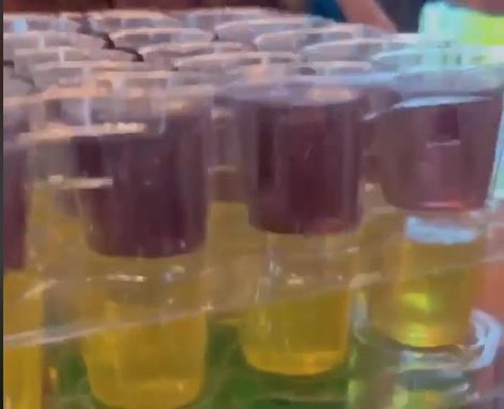 LSU Fan Buys $1000 Worth Of Jell-O Shots In Omaha At One Time [VIDEO]