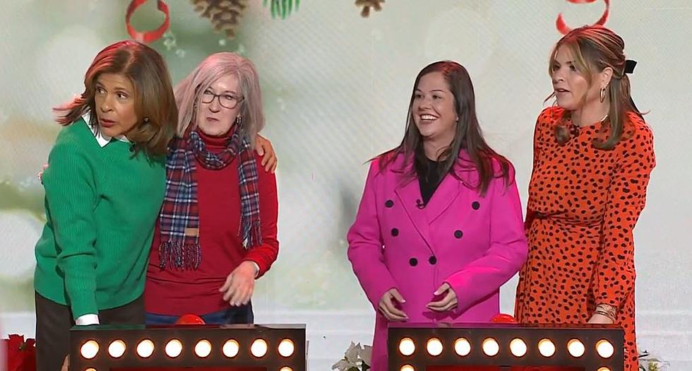 Lafayette, Louisiana Resident Plays Christmas Game On The TODAY Show