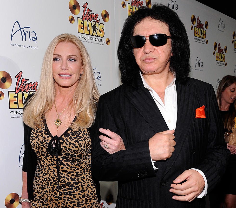 Shannon Tweed & Geene Simmons Tie The Knot!