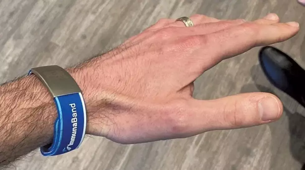 [POLL RESULTS] Wear a Wristband to Prove You&#8217;re Vaccinated?