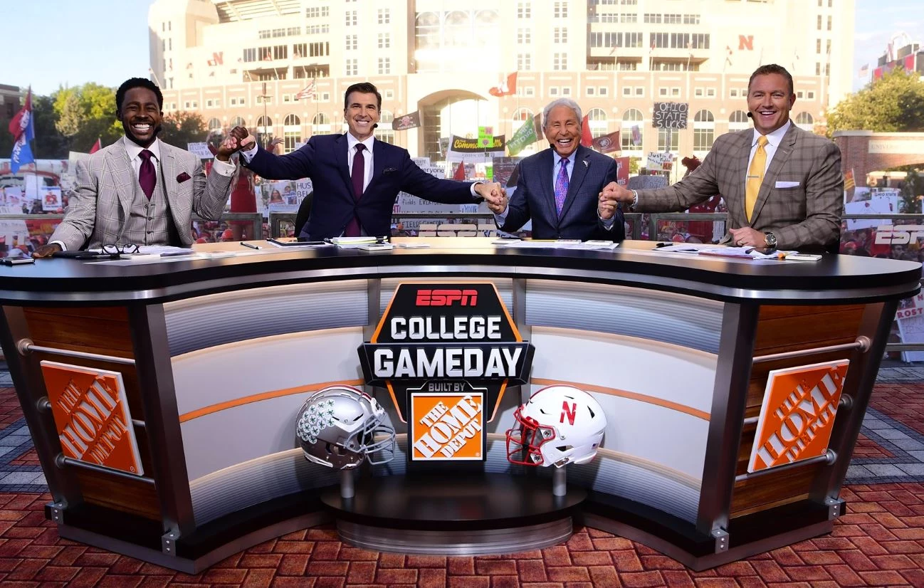 ESPN College GameDay - Week 1 Picks; Late TV Windows; Nugget Platters;  Coaching to Cover