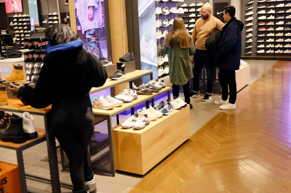 Macy's Closing Stores