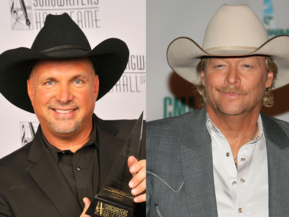 Garth Brooks and Alan Jackson Inducted Into Songwriters Hall of Fame