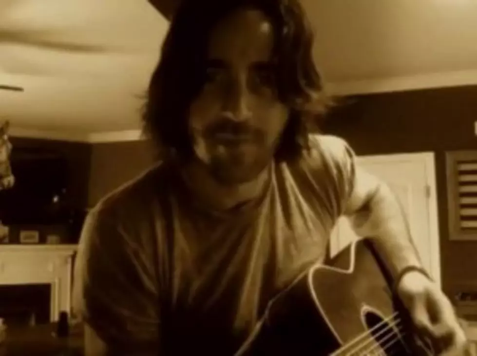 Watch Jake Owen Give An Intimate Performance Of His Brand New Song!