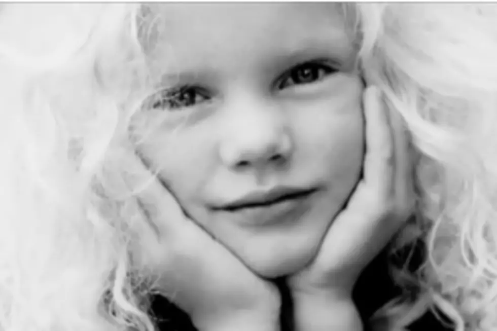 A Personal Glimpse At Taylor Swift&#8217;s Childhood [VIDEO]