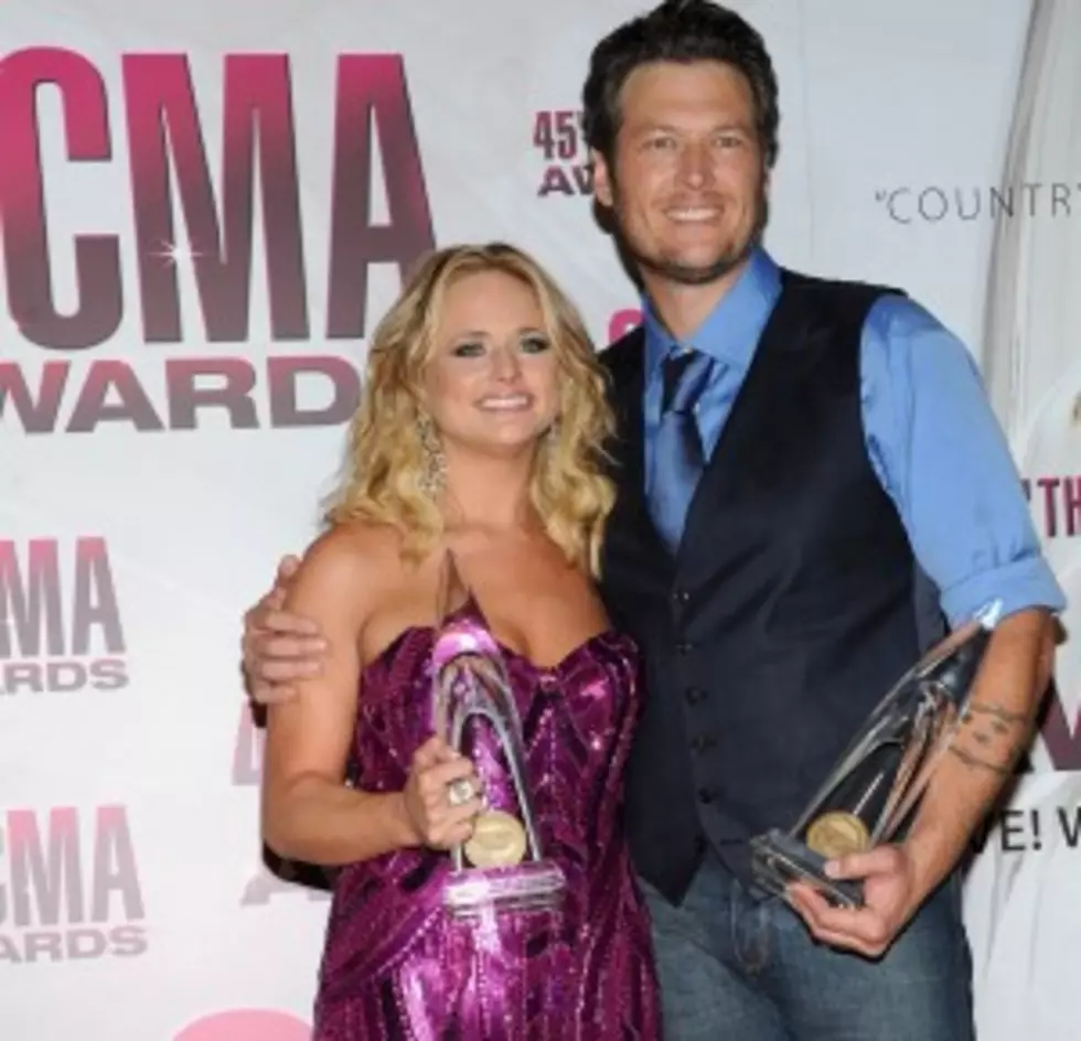 CMA Backstage Interviews With Miranda Lambert &#038; Blake Shelton [VIDEO]