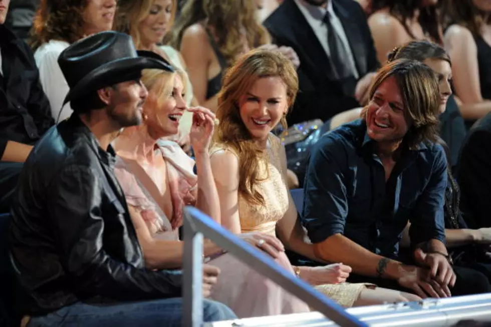 Tim McGraw Needs To Smile More [Gallery]