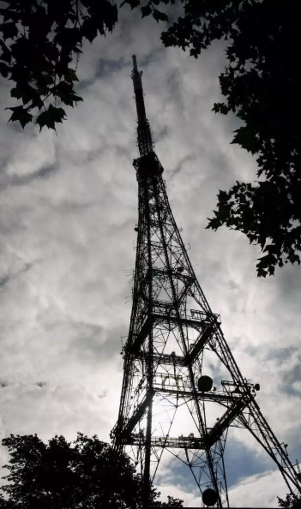 See What It&#8217;s Like To Climb A Radio Tower! [Video]