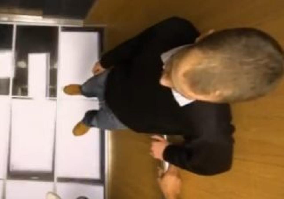 Elevator Prank Shows TV Clarity, So Real It’s Scary [VIDEO]