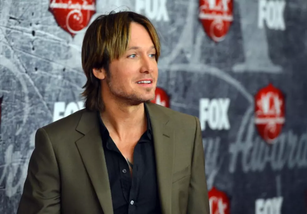 See What 12 Songs Made Keith Urban’s Playlist for 2012