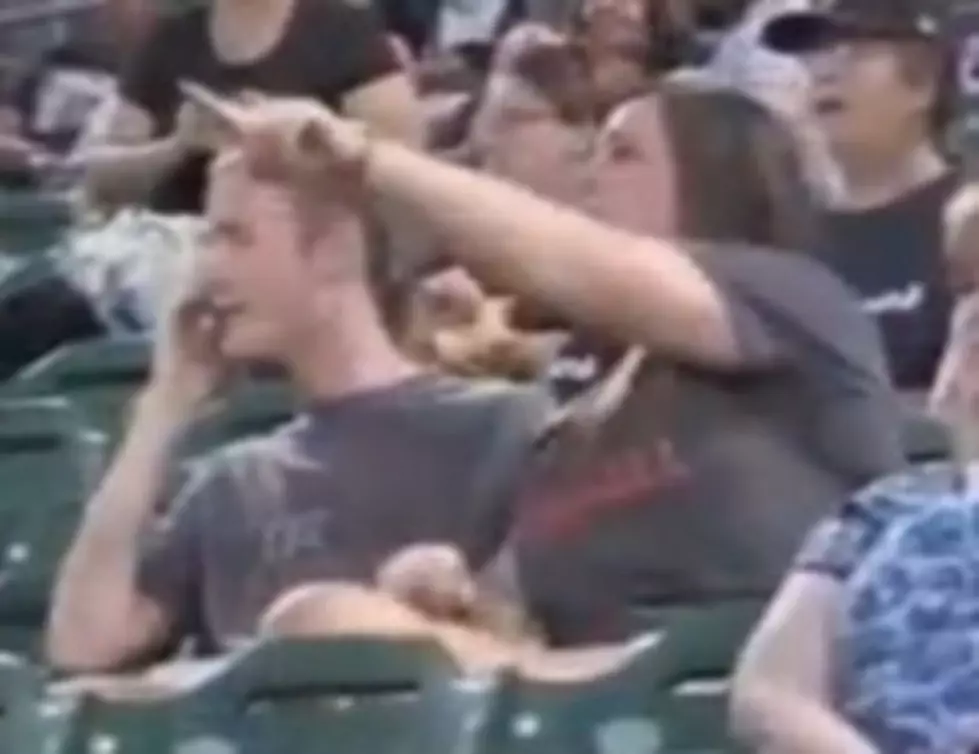 Watch Kiss Cam Break Up [VIDEO]