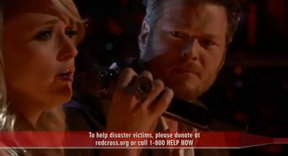 Blake Shelton and Miranda Lambert Perform Their Song &#8220;Over You&#8221; to Raise Money for Victims of the Oklahoma Tornado