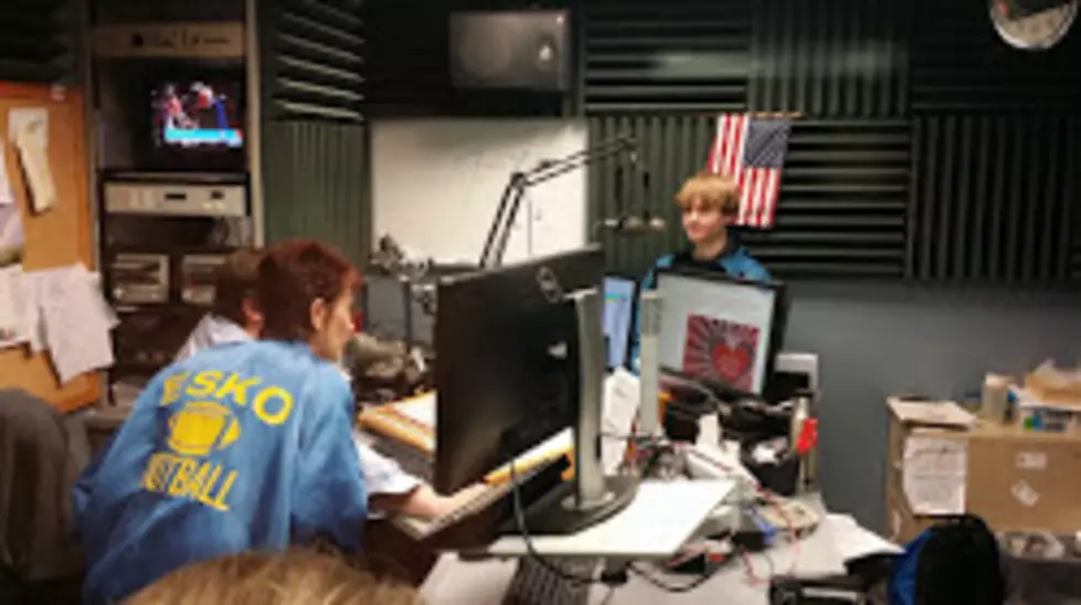 B105 Breakfast Club Interviews Hermantown Teenager Who Is Sleeping Outside For A Year for Charity [AUDIO]