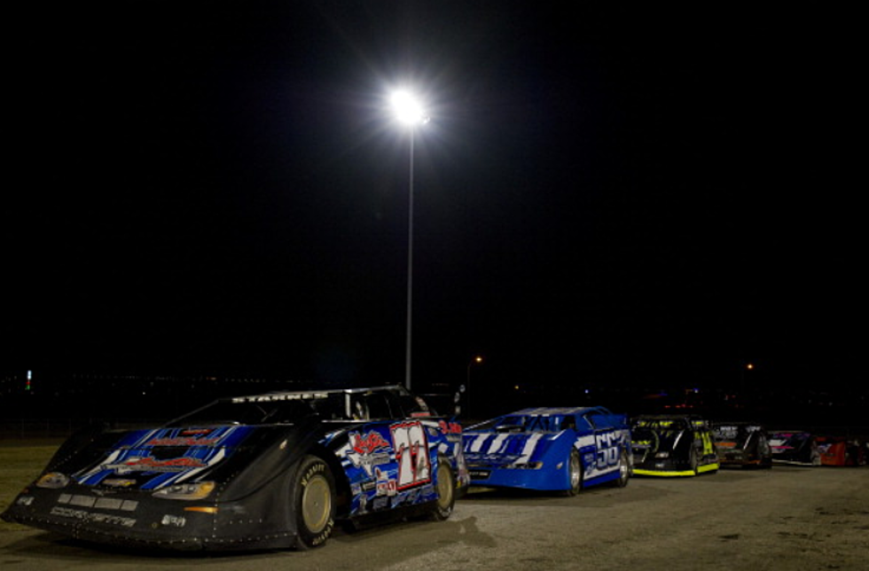 Amsoil Speedway’s Season In Superior Is Off And Running [FULL SCHEDULE]