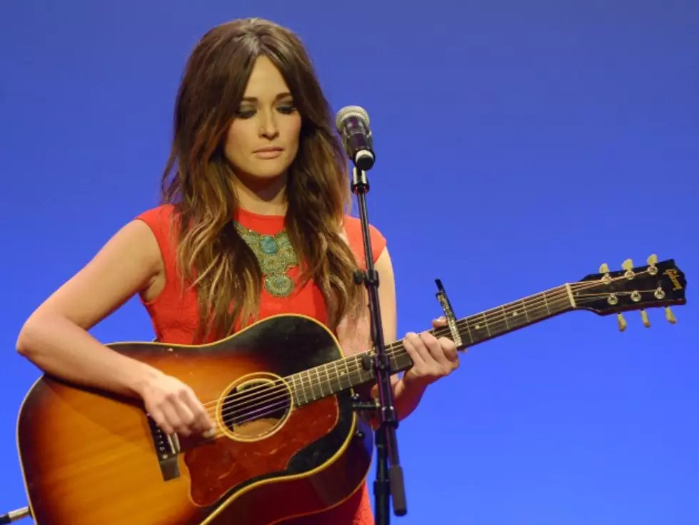 Kacey Musgraves is the Latest To Take ALS Ice Bucket Challenge, Nominates Willie Nelson [VIDEO]