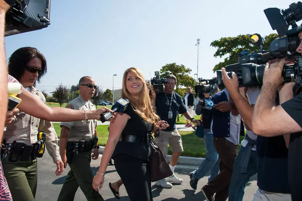 Amanda Bynes Caught Acting Bizarre on Surveillance Camera While Shopping [VIDEO]