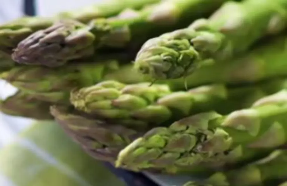 Watch ‘The Truth About Asparagus and Your Pee’ [VIDEO]