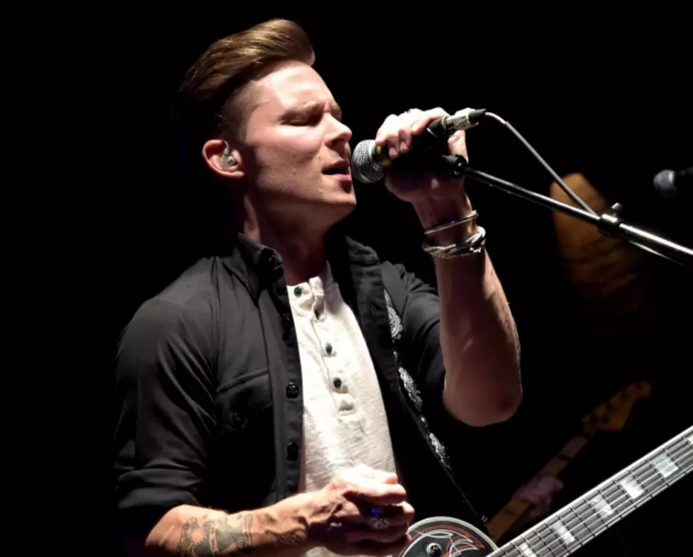 Watch Frankie Ballard&#8217;s Video For &#8220;Young &#038; Crazy&#8221; [VIDEO]