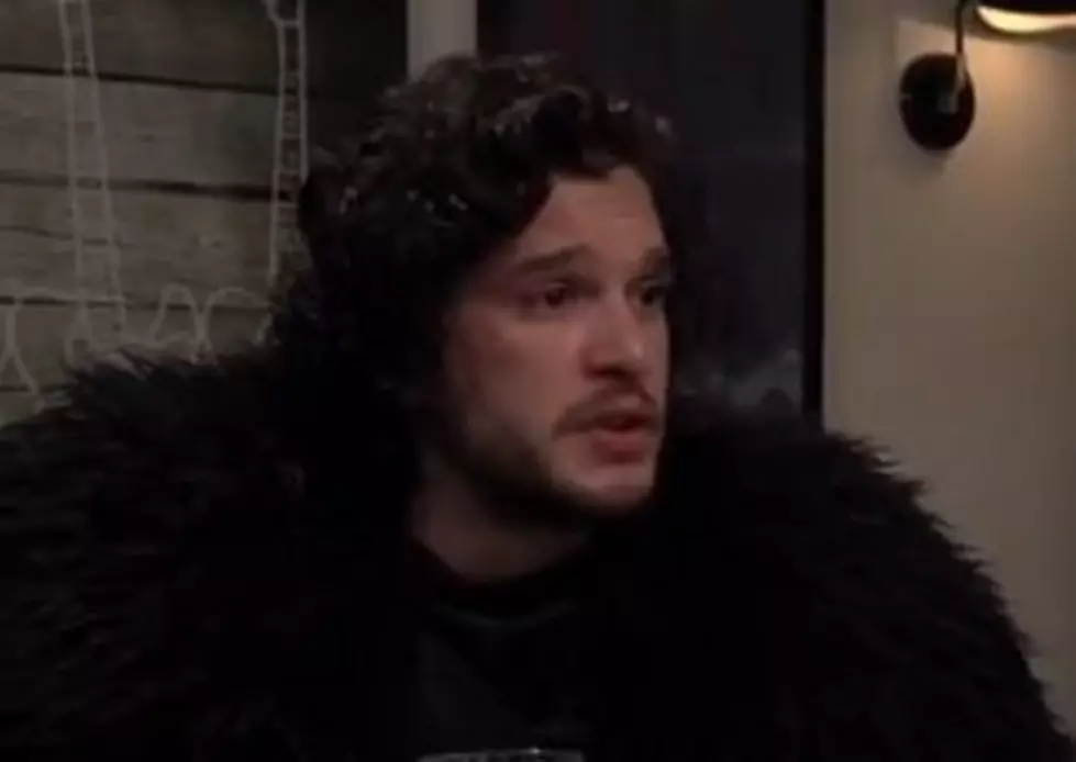 Watch Seth Meyers Bring Jon Snow to a Dinner Party [VIDEO]