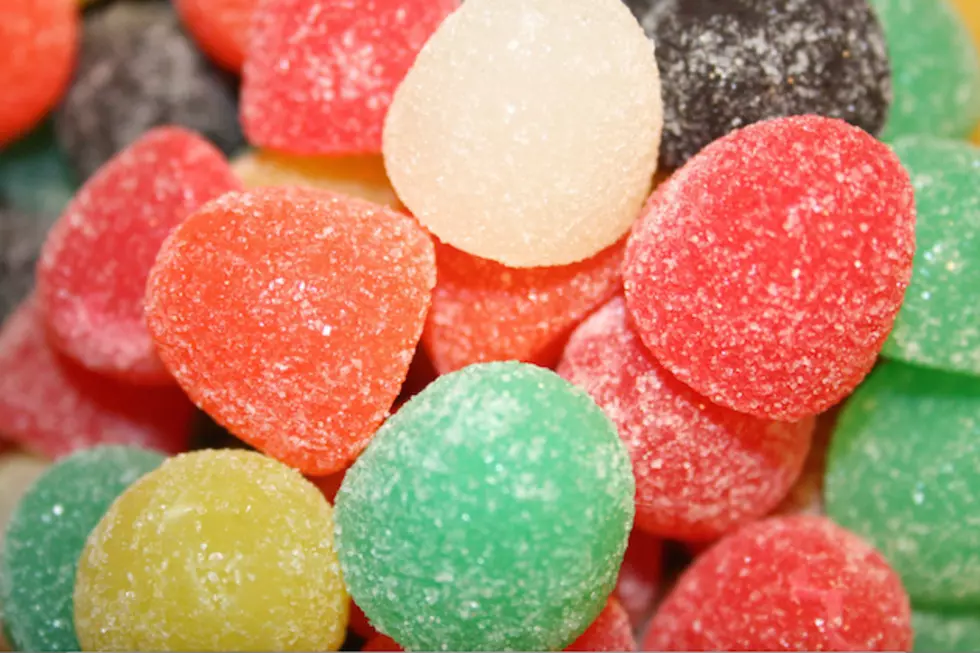7 Nostalgic Christmas Candies, Do You Remember These?