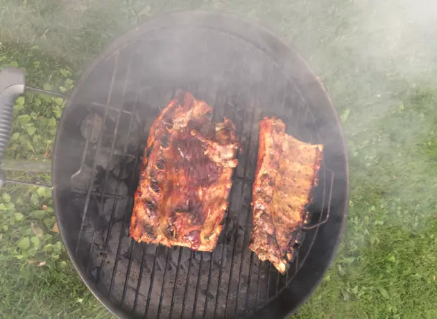 The Best Way To Make Ribs If You Don&#8217;t Have A Smoker