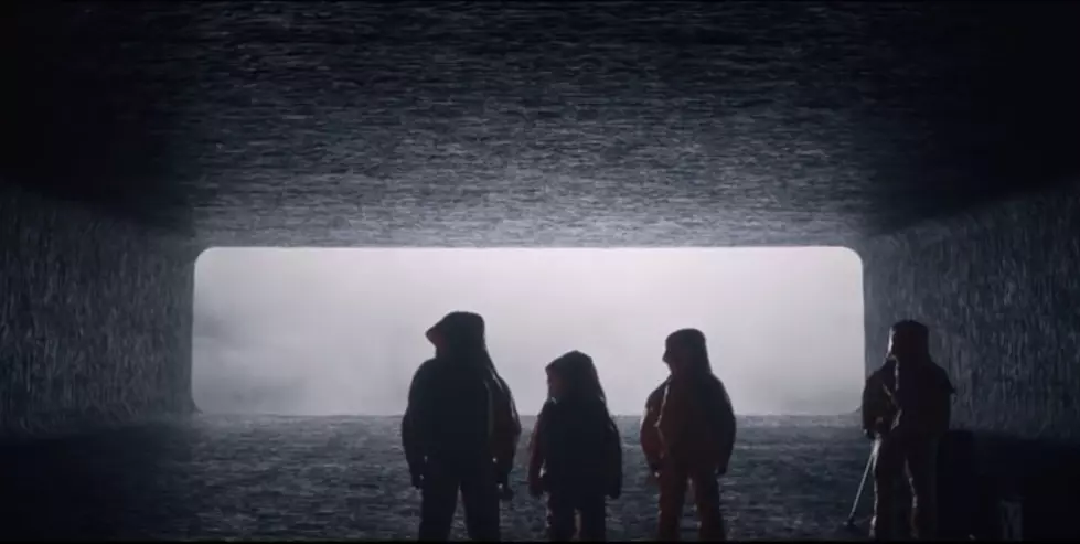 The Movie Trailer for ‘Arrival’ Is Exactly What It Should Be [VIDEO]