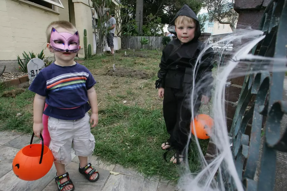 My Memories Of Trick Or Treating, Country VS City, Then And Now