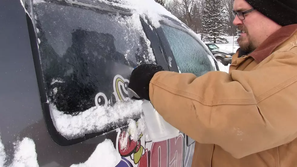 Will Rubbing Alcohol Mix Defrost Your Windshield?  [VIDEO]