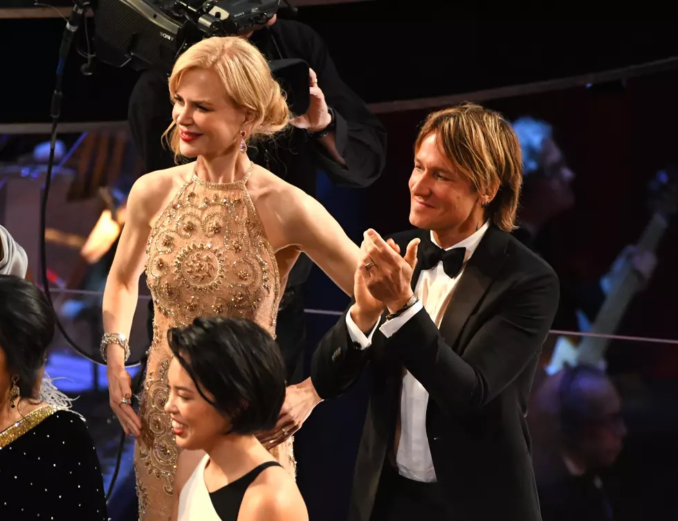 Nicole Kidman Doesn&#8217;t Know How To Clap? Seriously, Watch This! [VIDEO]