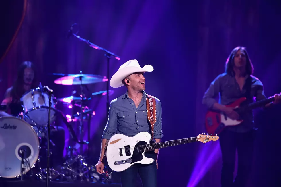 Justin Moore Posts Video About Upcoming Show At Wessman Arena