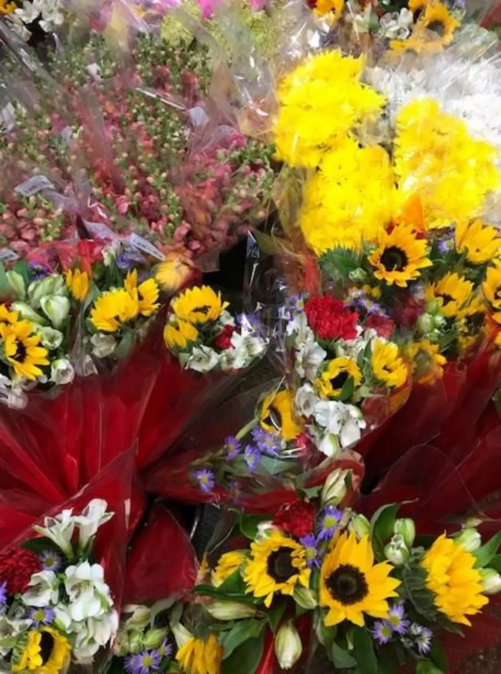 Plenty of Bouquets Available for Engwall’s Petal It Forward Day