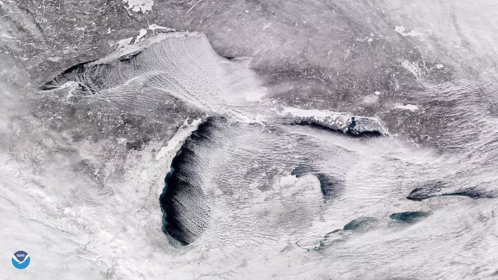 Check Out What This Arctic Weather Is Doing Above The Great Lakes