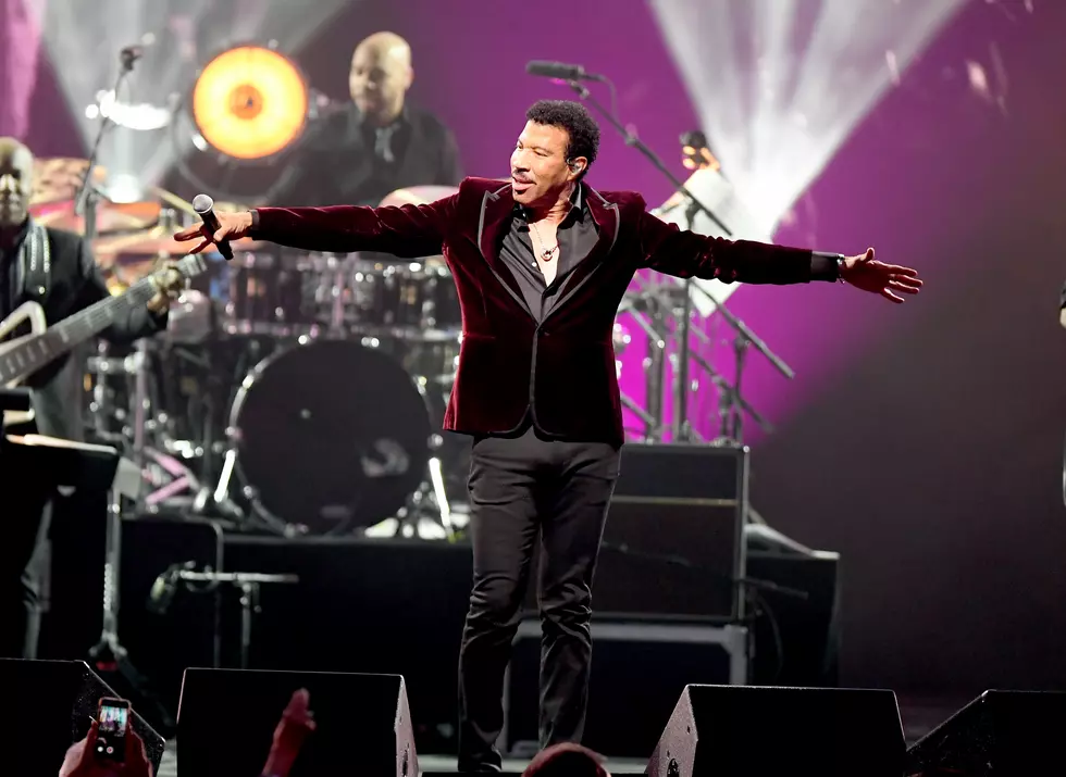 Minnesota State Fair Welcomes Superstar Lionel Richie Tonight; Get the Schedule Here