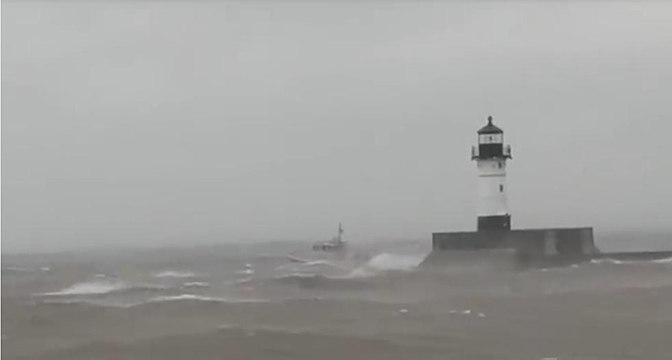 Duluth Police Department Shares Video of an Angry Lake Superior 