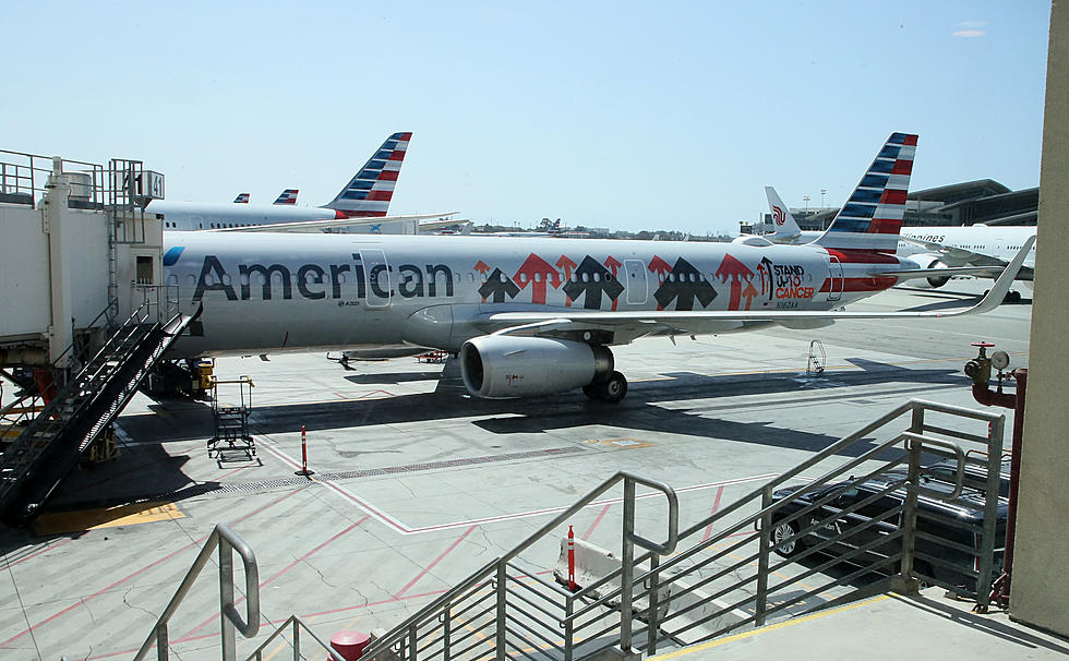American Airlines To Start Serving Drinks On Flights Again