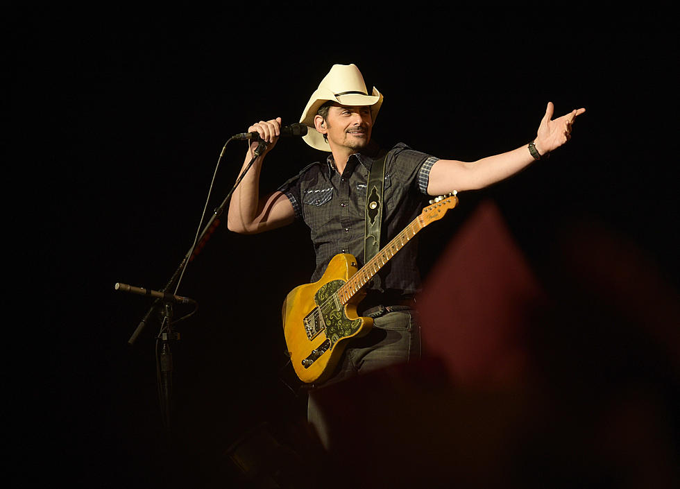 Brad Paisley Announces Outdoor Summertime Show In Hinckley