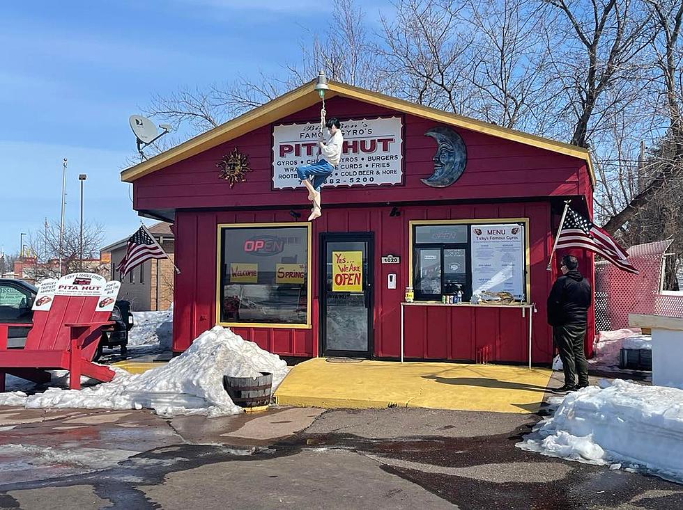 Strange Roadside Gyro Hut In Northwest Wisconsin Is A Must Try