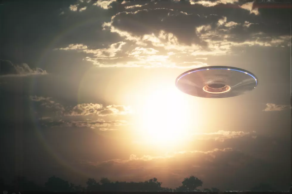Iron Ranger Spots Large Unusual UFO-Like Object In Night Sky