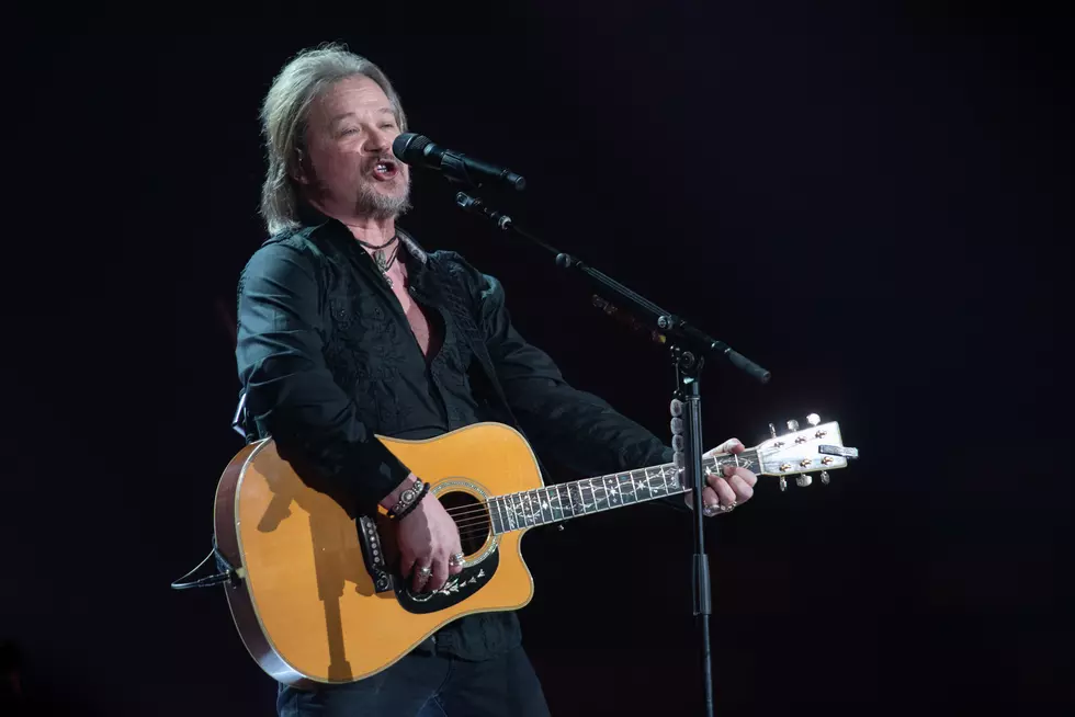 Travis Tritt Makes Sunday A Great Night To Be in Minnesota [PHOTOS]