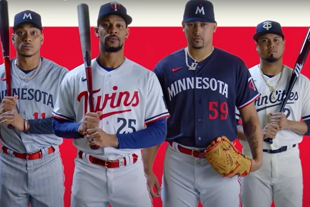 Twins reveal new uniforms in style at Mall of America - Post