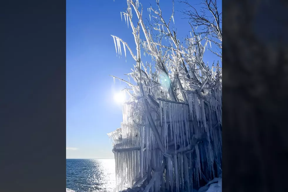 See Photos Of Stunning Ice Formations On Minnesota's North Shore