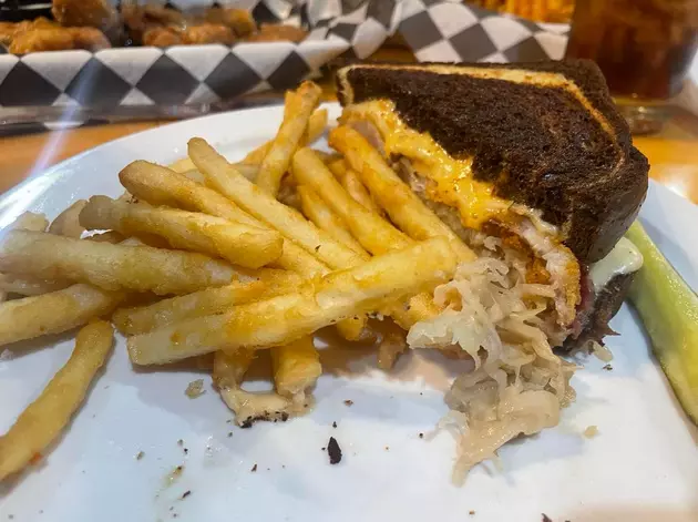 Reuben Walleye Sandwich Was A Mouth-Watering Surprise At Northern Minnesota Bar