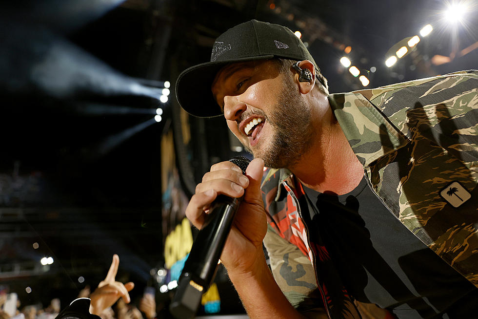 Luke Bryan's 2023 Farm Tour Coming To MN & WI This Year