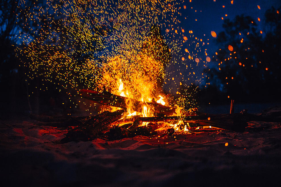 Is It Illegal To Burn Trash In A Wisconsin Bonfire?